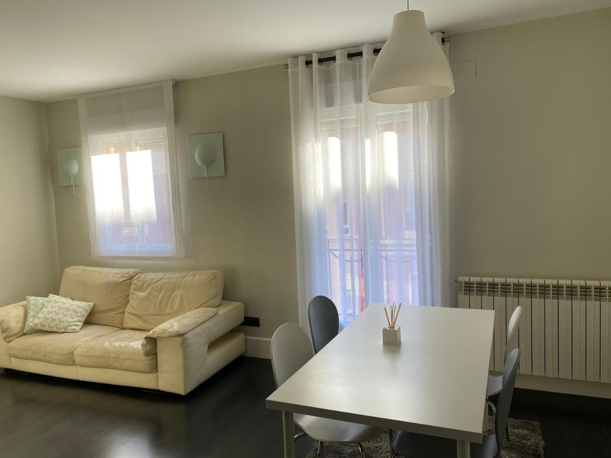 Apartamentos Logroño centro, TIC TAC, wifi Exterior foto